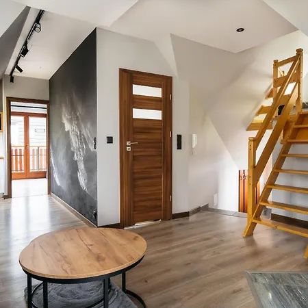 Domino - Apartment *