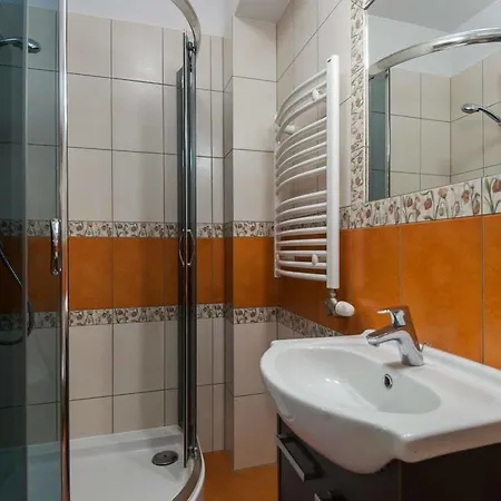 Domino - Apartment *